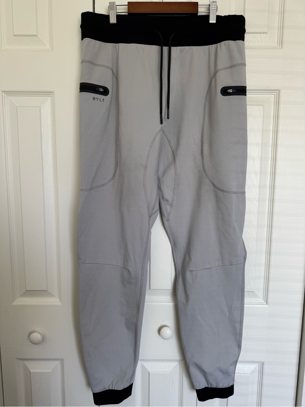 Byld Men's Light Gray Jogger Pants with Black Waistband size XL